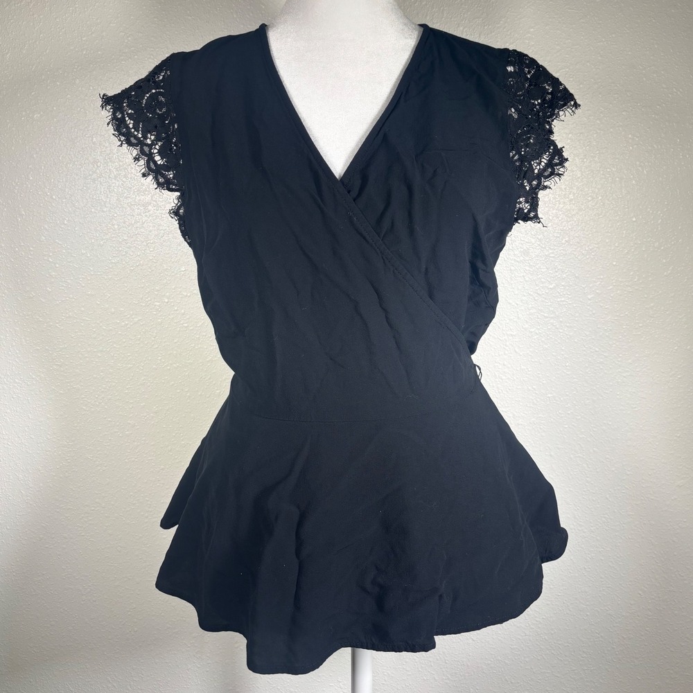 Loft Black Lace Cap Sleeve Wrap Peplum Blouse Top M Tie Back Business Casual
